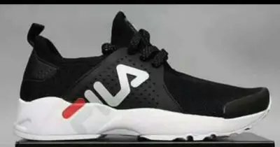 fila-noire-blanc-jpg