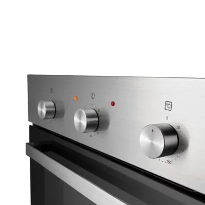 Four encastrable - Hisense - Electrique - 61 L