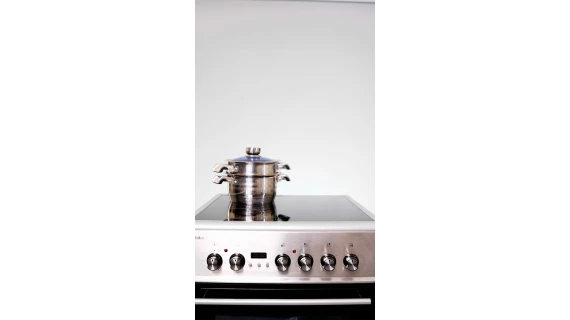 Cuisinière Technolux  Induction  4 feux ELECTRIQUE 60X60 Silver – Image 3