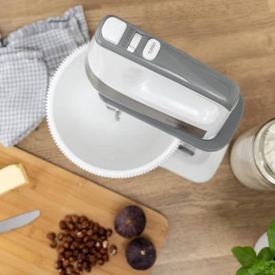 Batteur à main | Avec bol à mélanger 300 Watt  Black & Decker – Image 5