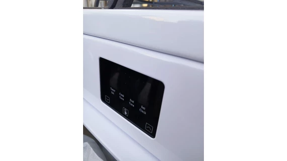 Cuisinière MAGIC CHEF 4 Feux 60x60 Minuterie Blanc MCSBRG24W – Image 5