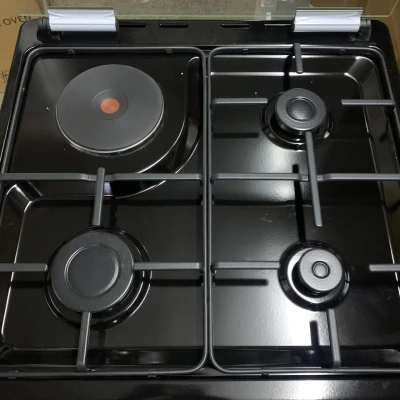 Cuisinière Haier HCR2031EESB – 4 Feux (3 Gaz + 1 Électrique) + Four Électrique – 60x60 cm – Gris Noir – Image 3
