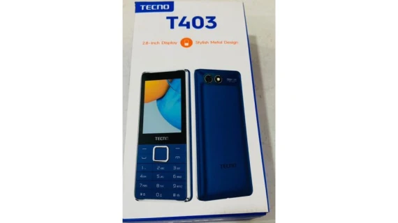 Tecno T403 Téléphone Classique Double SIM – Écran 2.8″, Batterie 2000 mAh