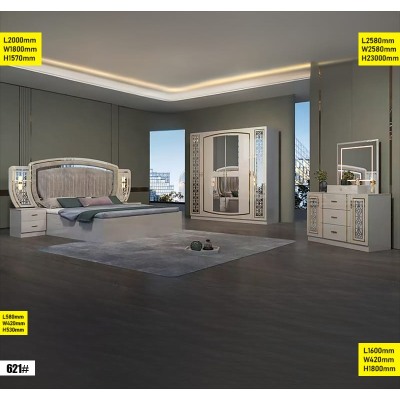 Chambre à Coucher 621#