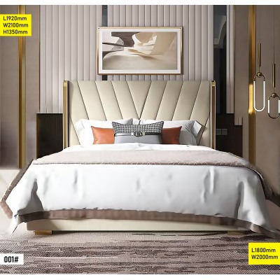 Image d'un lit 1.80M King Size en bois massif avec une tête de lit ergonomique et un matelas confortable