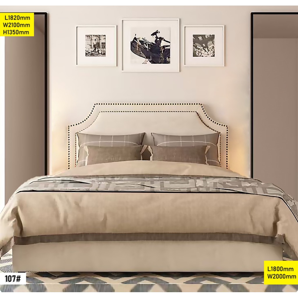 Lit 1.80M King Size en bois avec tête de lit haute et design élégant