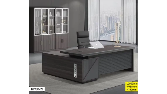 Bureau exécutif KT93C-20 en bois foncé, avec une grande surface de travail et un design moderne