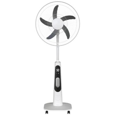 Ventilateur Rechargeable Regal 12 pouces avec télécommande et LED, sur pied, en fonctionnement