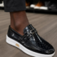Sneaker Timberland homme en cuir nubuck bleu marine avec semelle caoutchouc blanche et lacets assortis