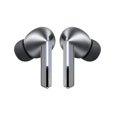 Écouteurs Samsung Galaxy Buds3 Pro en argent avec boîtier blanc